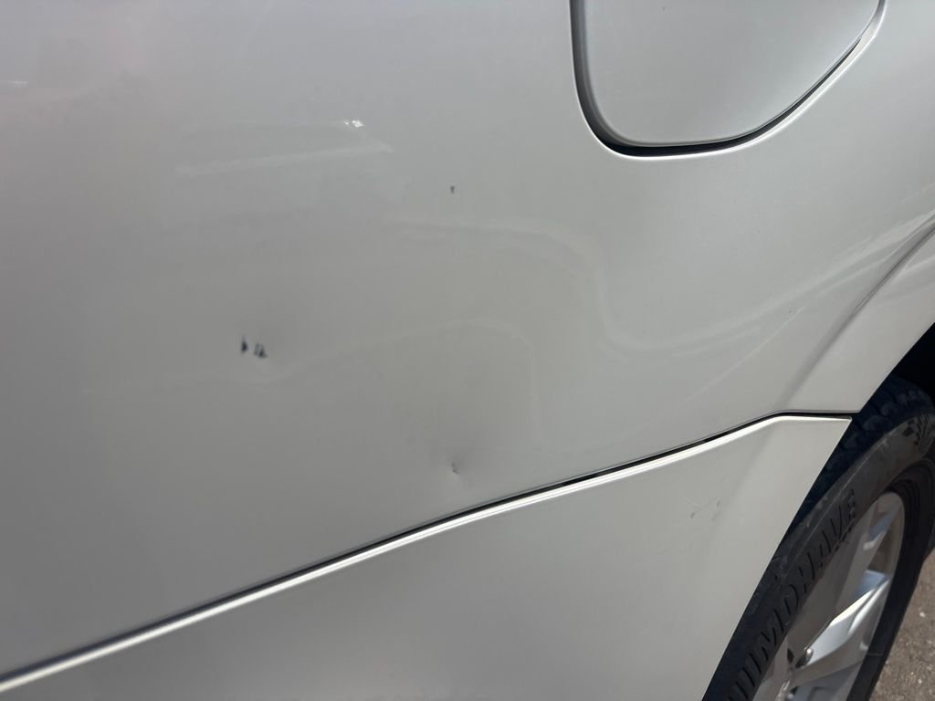 Used 2015 White Subaru 2.5i Limited image 4