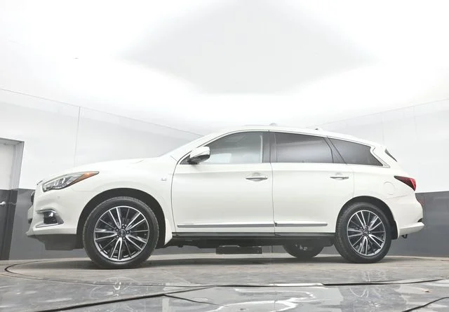 Used 2017 Majestic INFINITI Base image 47