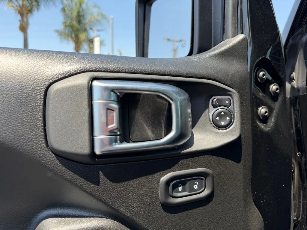 New 2026 Black Clear-Coat Exterior Paint Jeep Willys image 11