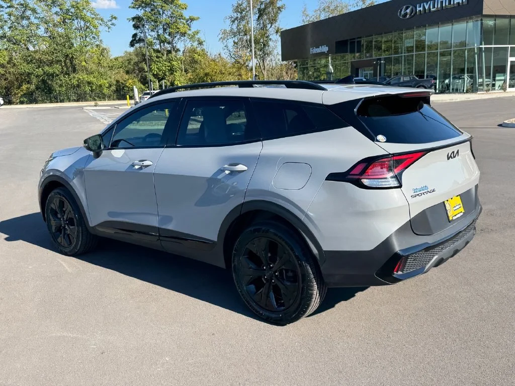 Used 2025 Gray Kia X-Line image 5