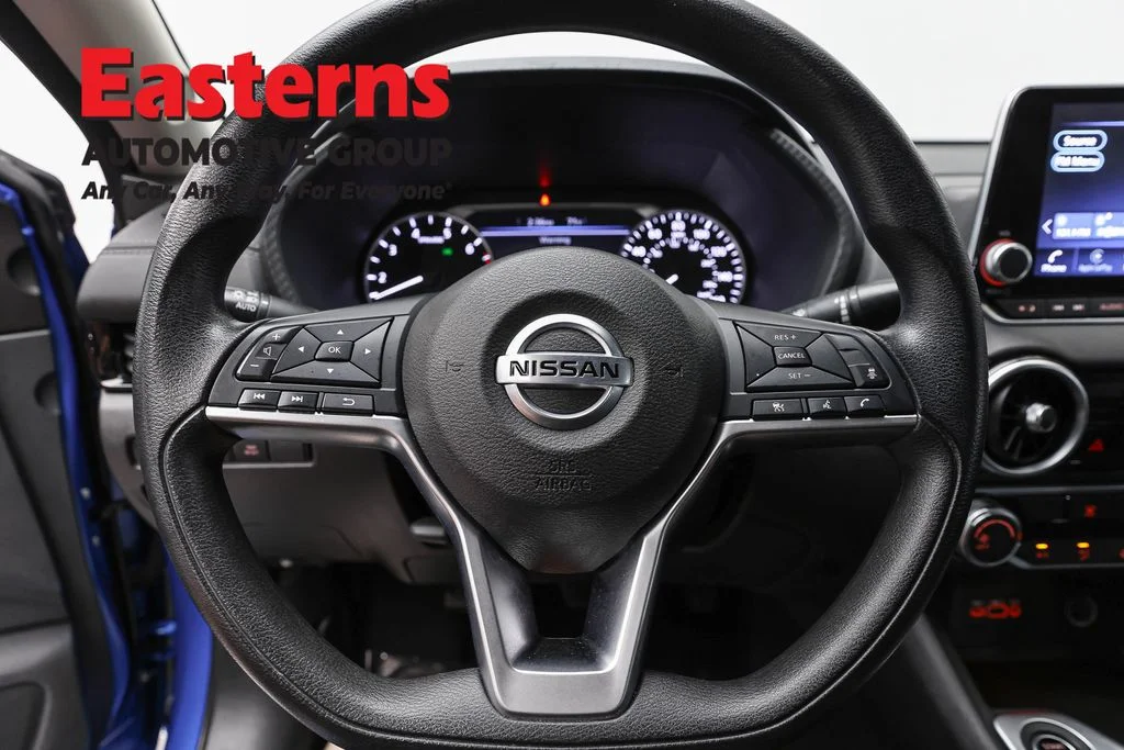 Used 2023 Blue Nissan SV image 10