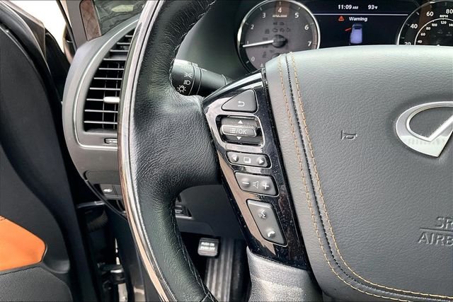 Used 2020  INFINITI  image 18