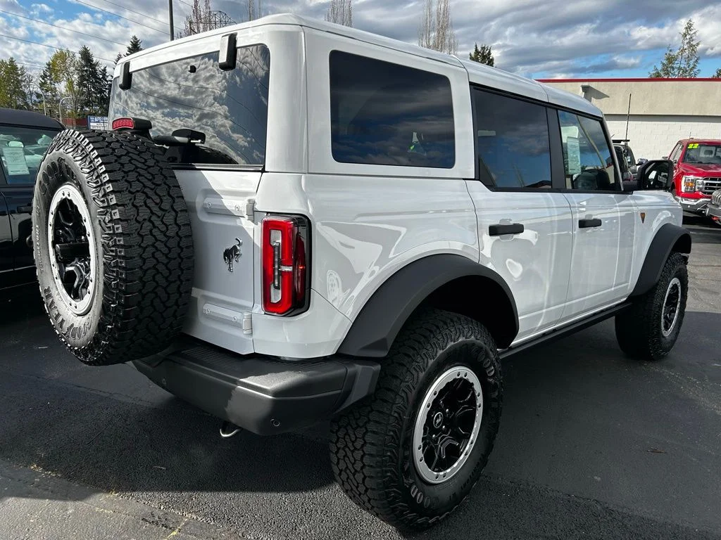 New 2026 White Ford Badlands image 4