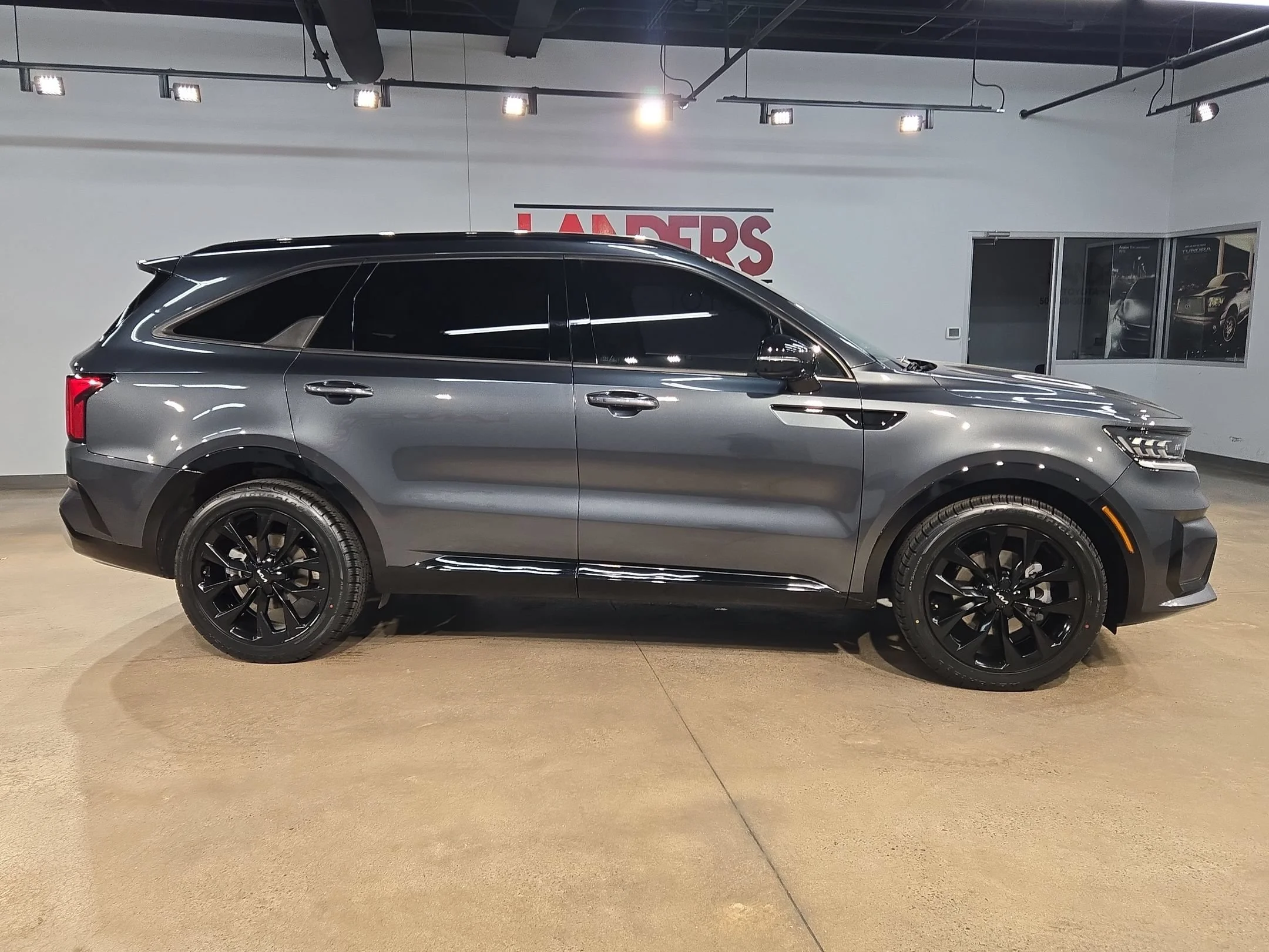 Used 2023 Gravity Grey Kia SX image 8