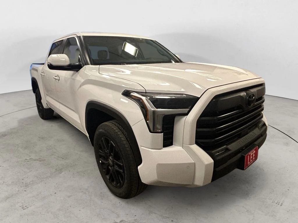 New 2026 Ice Cap Toyota SR5 image 7