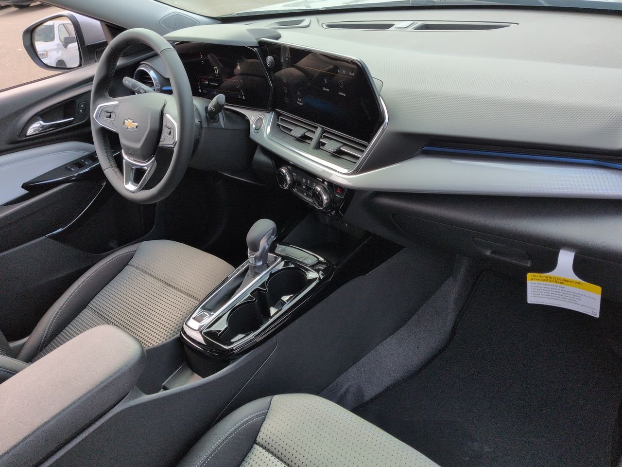 2026 Chevrolet Trax LT - Photo 30