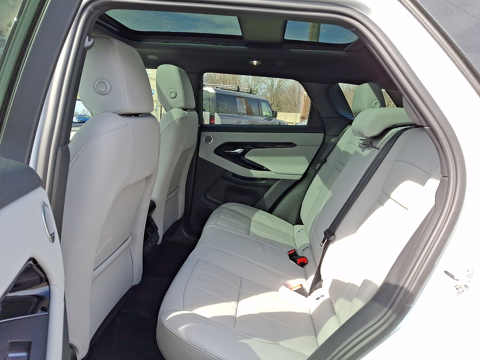 Certified Used 2026 Fuji White - 1AA Land Rover Core S image 5