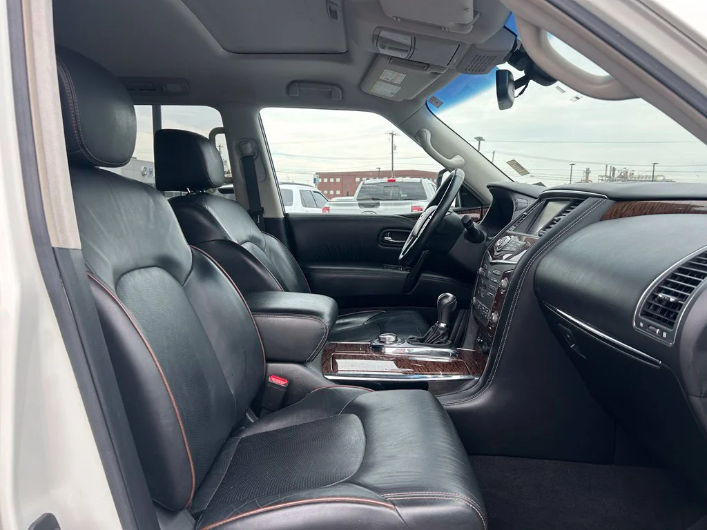 Certified Used 2017 White Nissan Platinum image 30