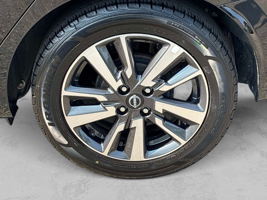 Used 2024 Black Nissan 1.6 SV image 19
