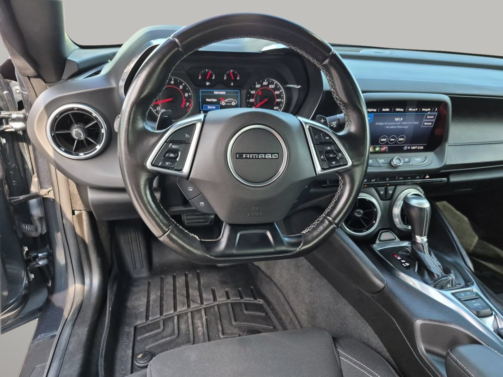 Used 2023 Shadow Gray Metallic Chevrolet LT1 image 10