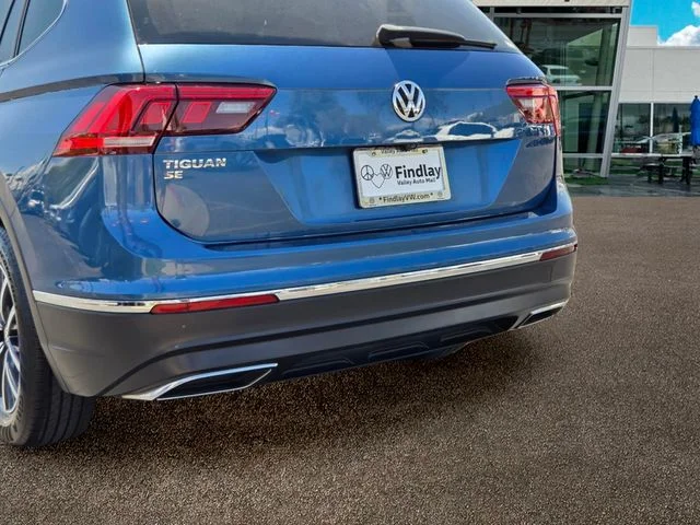 Certified Used 2020 Blue Volkswagen 2.0T SE image 5