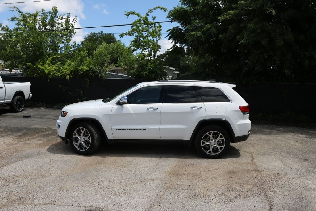Used 2022 White Jeep Limited image 2