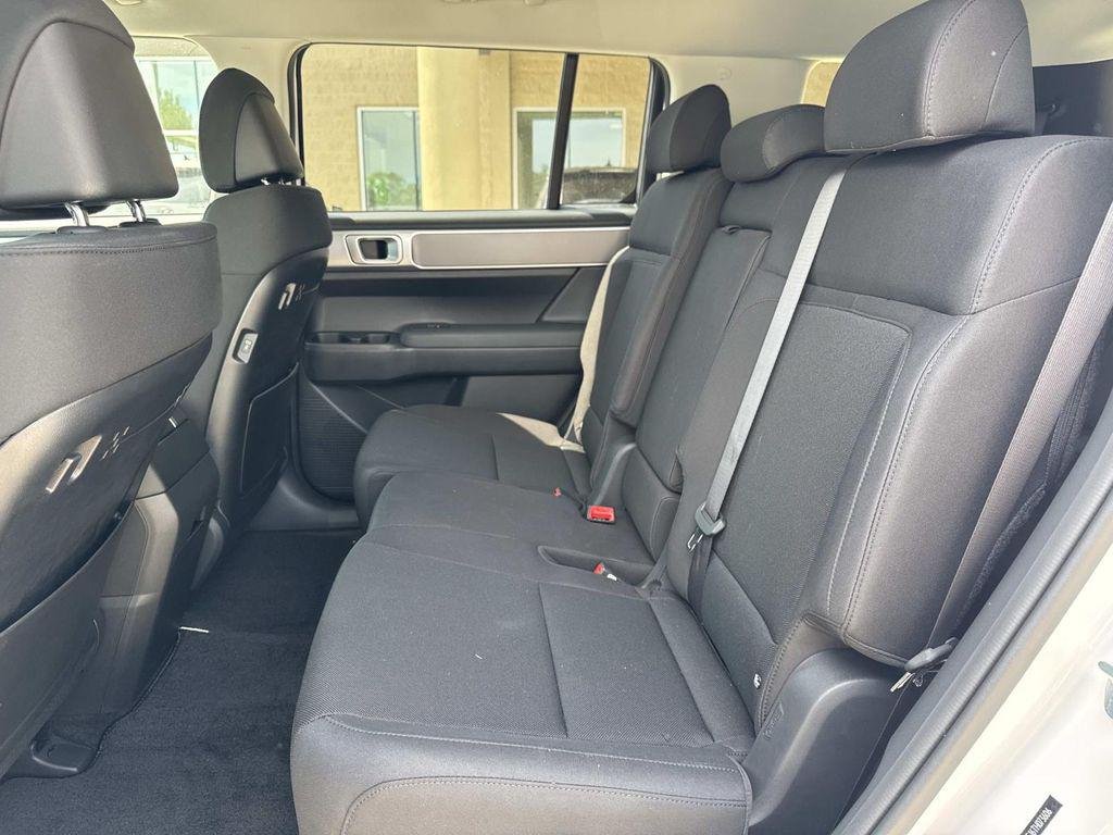 2026 Hyundai Santa Fe SE - Photo 7