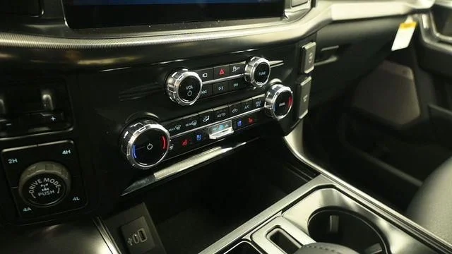 New 2026 Gray Ford Lariat image 18