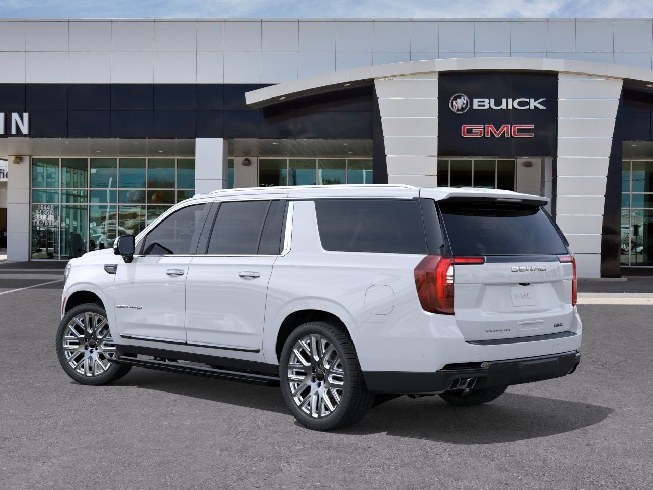 2026 GMC Yukon XL Denali Ultimate - Photo 4