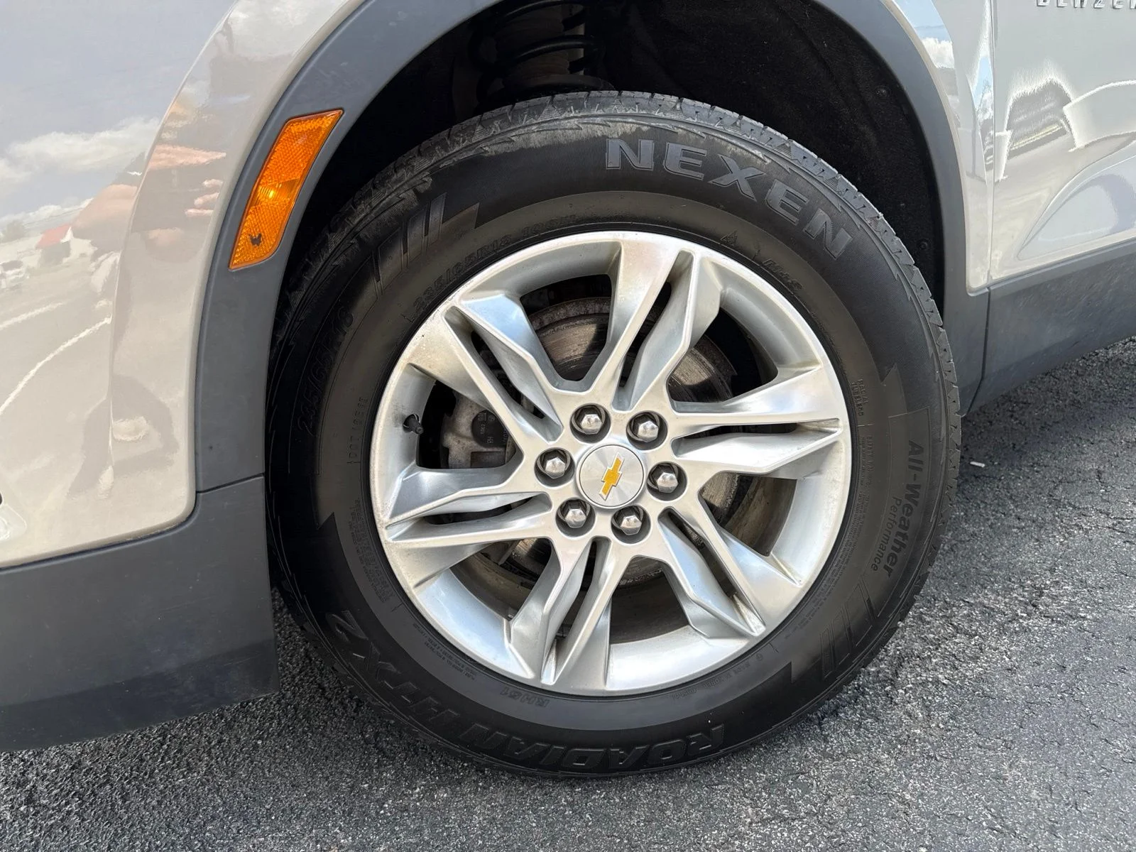 Used 2021 Gray Chevrolet LT image 43