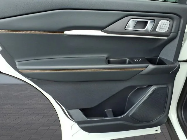 New 2026 Star White Metallic Tri-Coat Ford Tremor® image 11