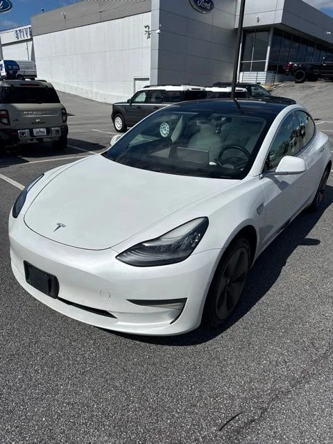 Used 2020 Pearl White Multi Tesla Standard Range Plus image 3
