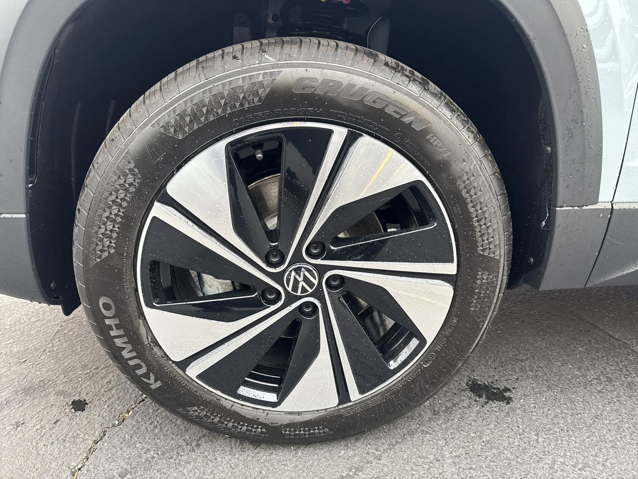 New 2026 Monument Gray Volkswagen SE image 11