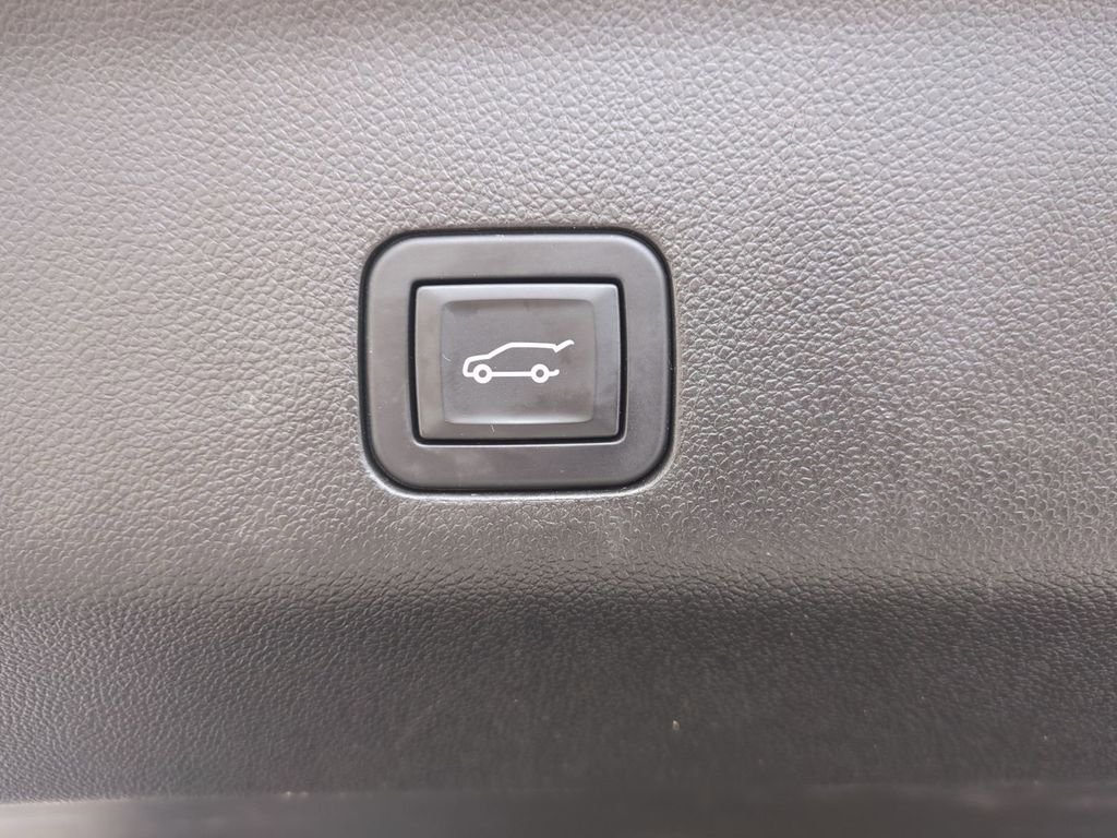 2024 Chevrolet Tahoe LT - Photo 15