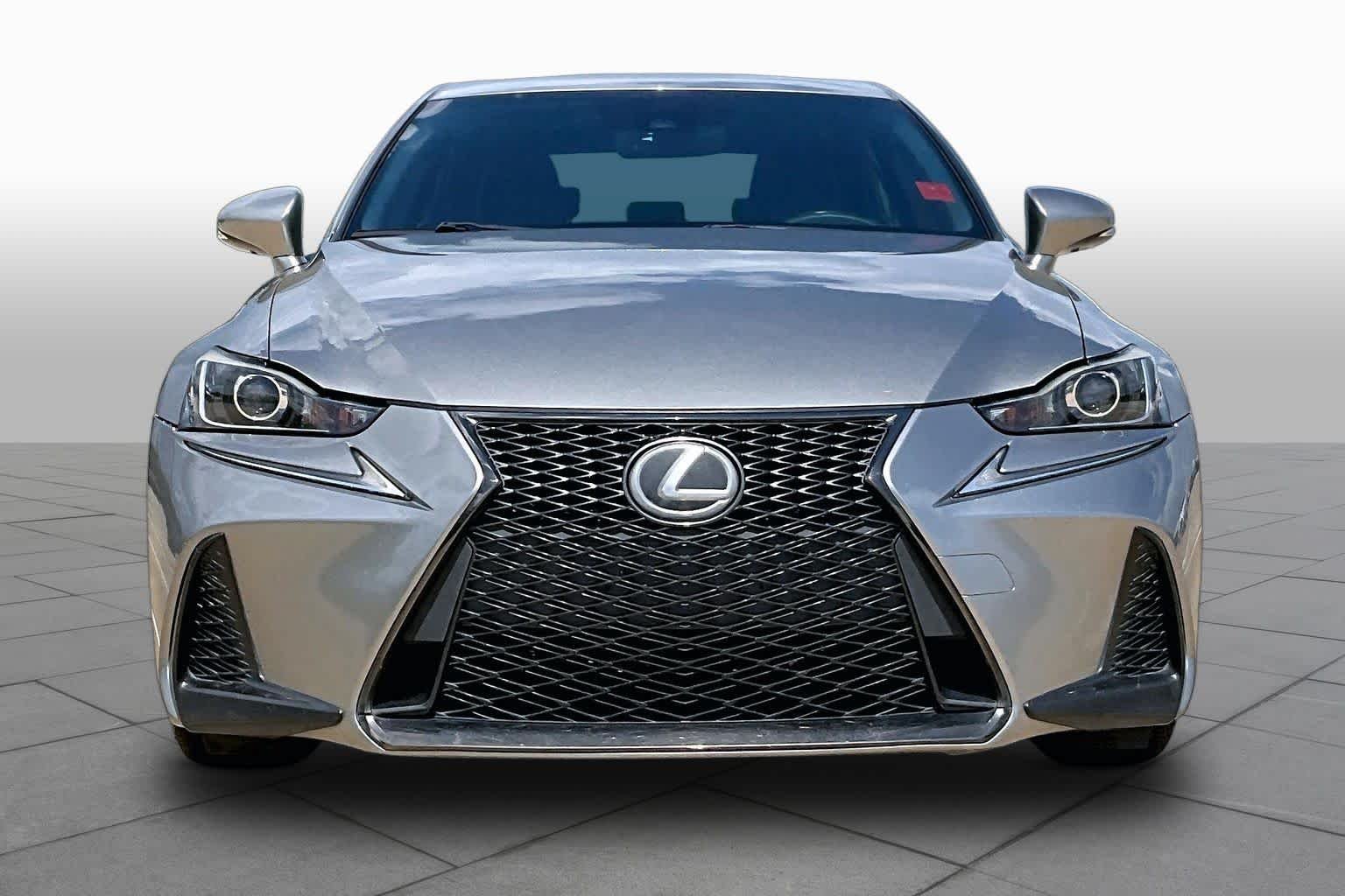 Used 2017 Atomic Silver Lexus  image 4