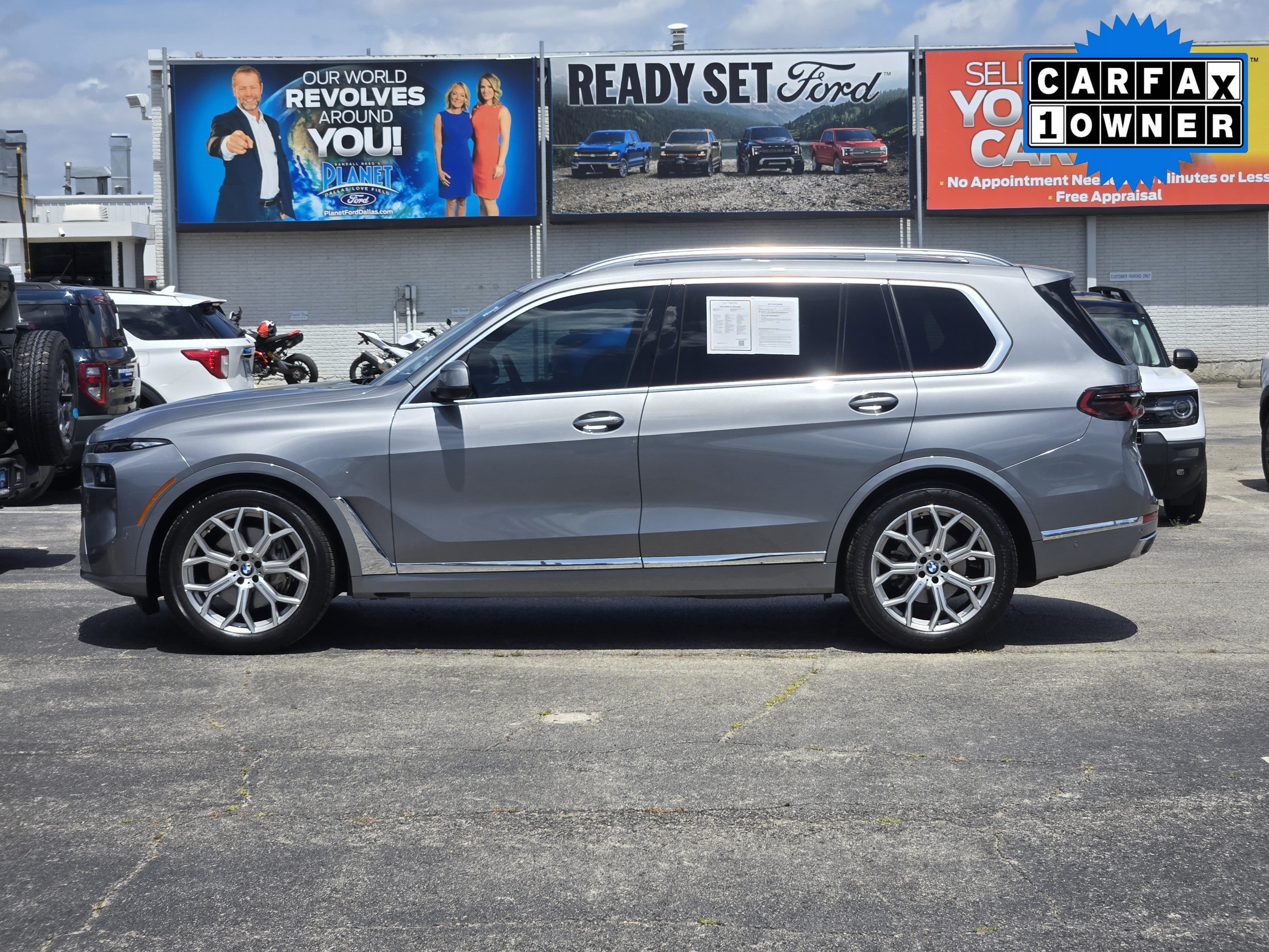 Certified Used 2023 Gray Metallic BMW xDrive40i image 4