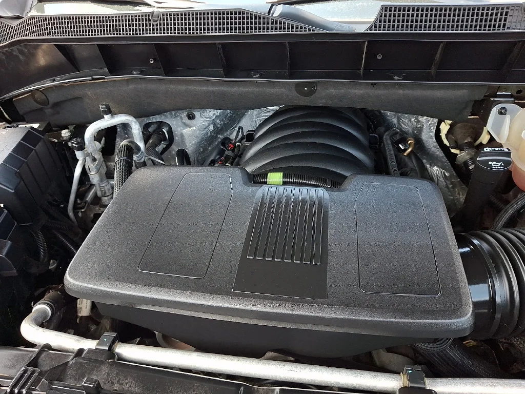 Used 2020 BLACK Chevrolet RST image 30