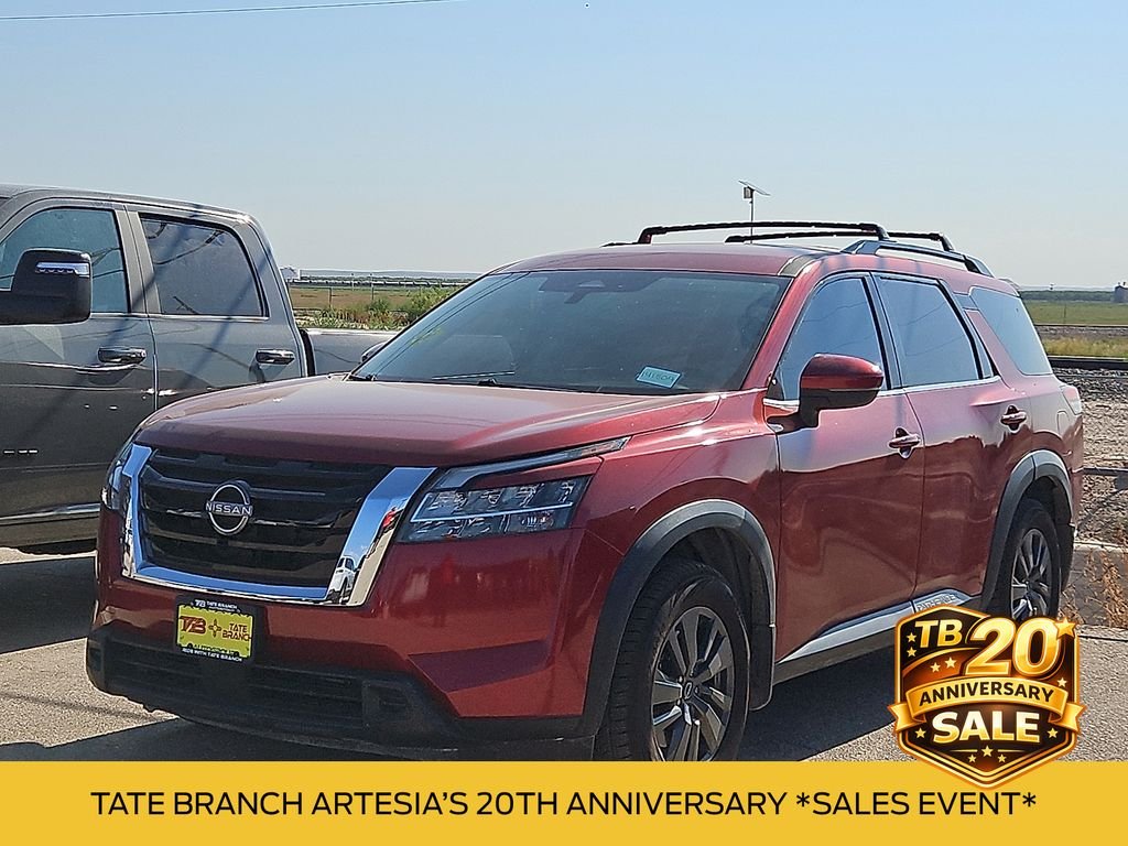 Used 2022 Red Nissan SV image 1