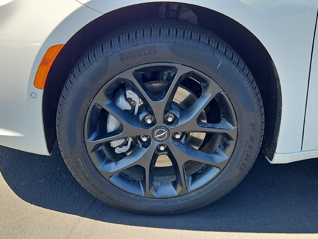2026 Chrysler Pacifica Select - Photo 30