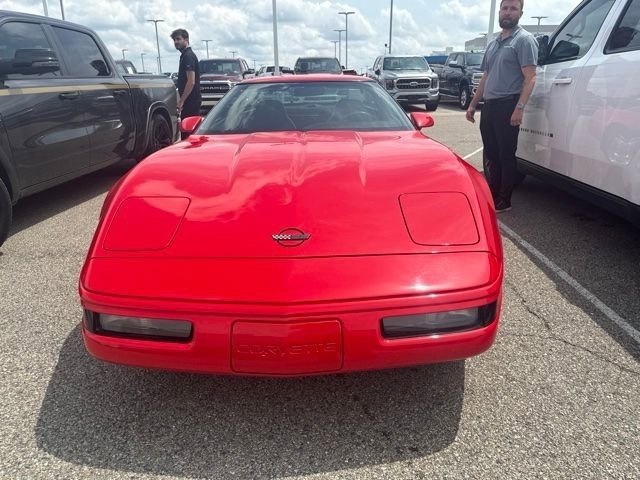Used 1994 Red Chevrolet Base image 11