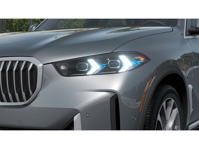 New 2026 Skyscraper Grey Metallic BMW  image 6