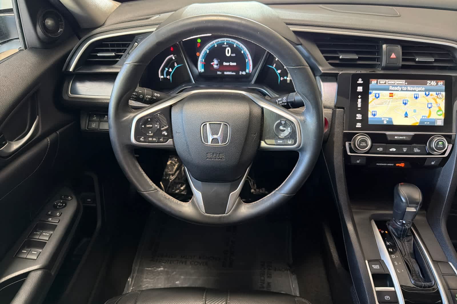 Used 2017  Honda Touring image 14