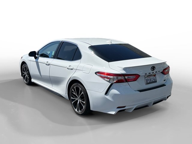 Used 2020 Super White Toyota SE image 3