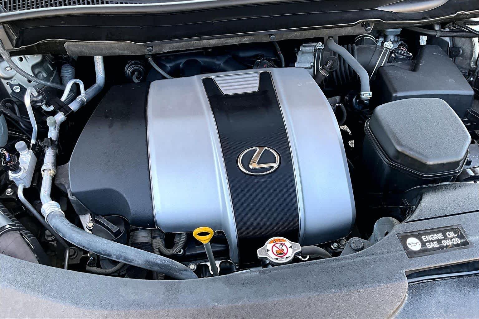 Used 2019 Atomic Silver Lexus F SPORT image 33