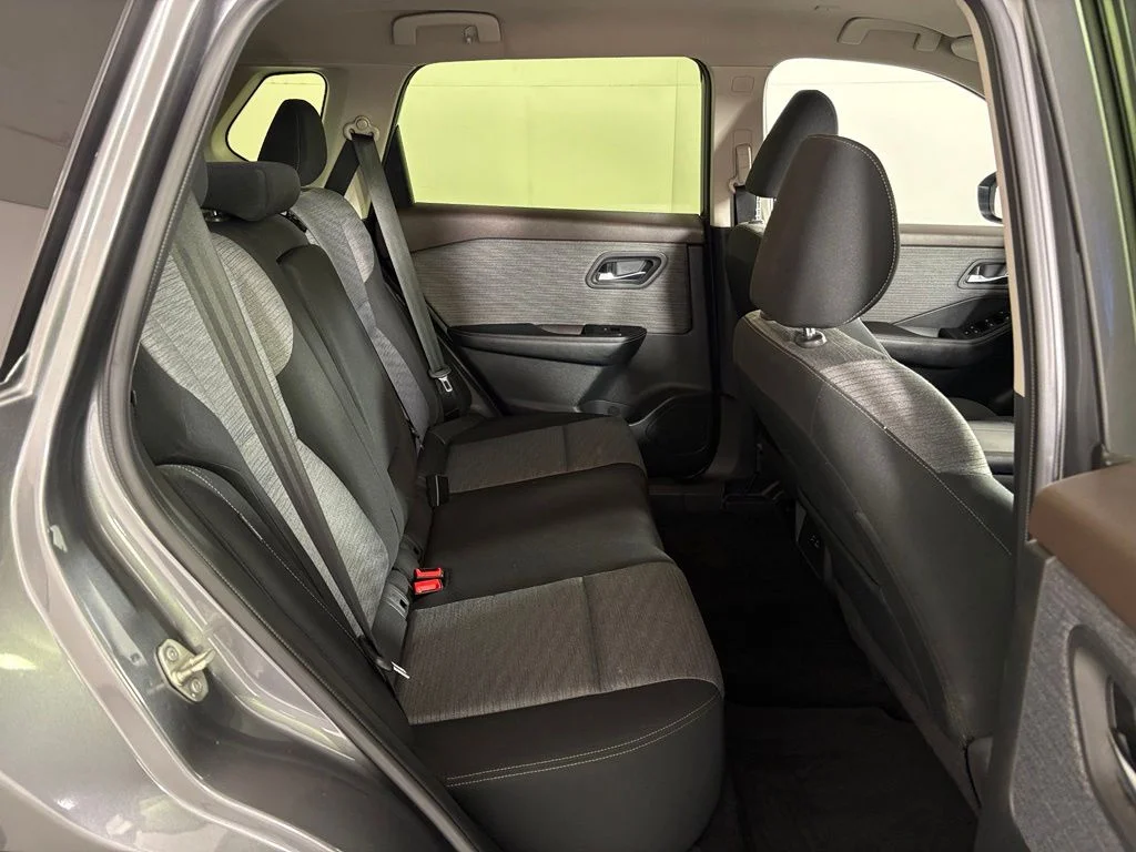 Used 2023 Gray Nissan SV image 39