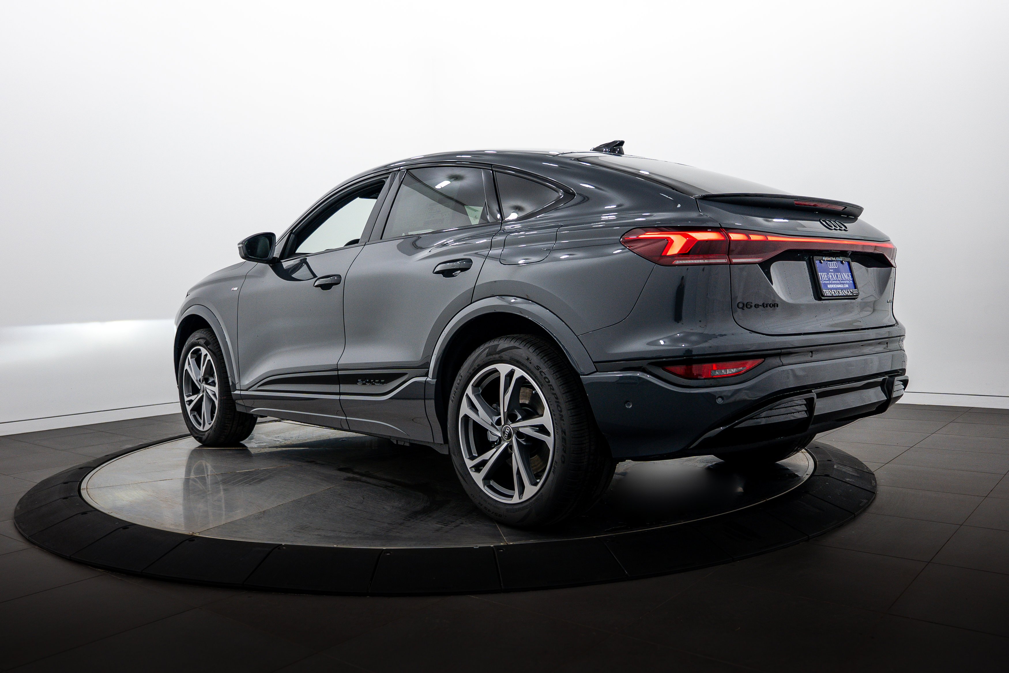 New 2027 Gray Audi Premium Plus image 5