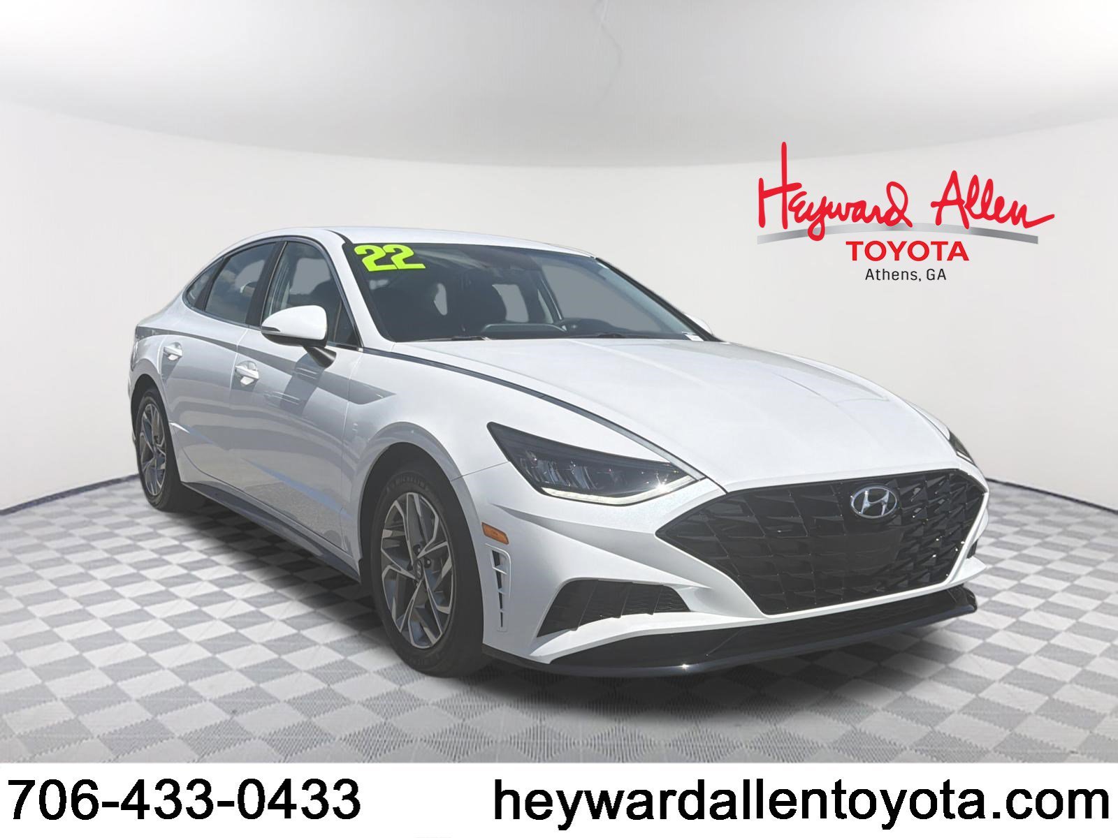 2022 Hyundai Sonata SEL's photo