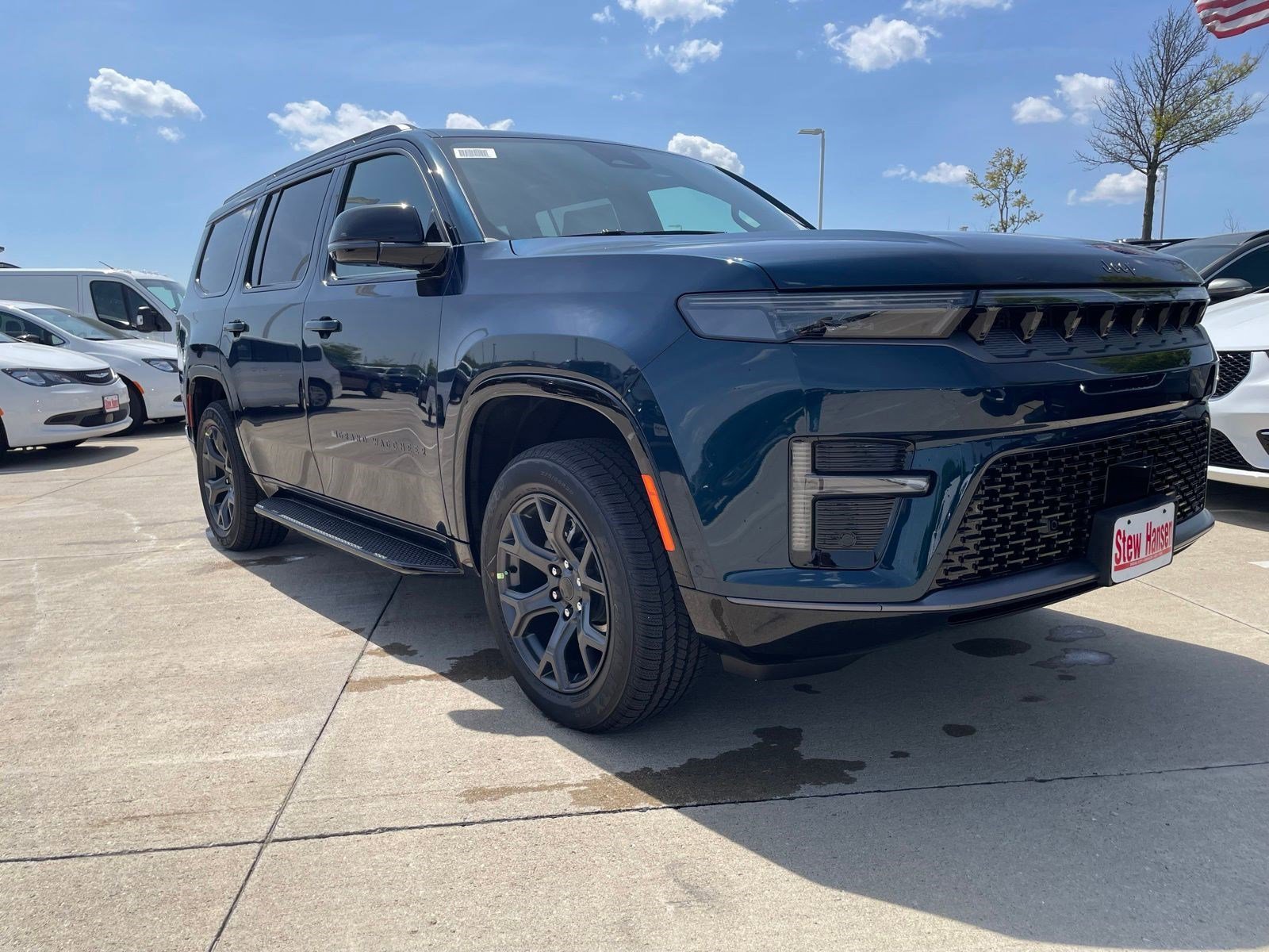 New 2026 Fathom Blue Pearlcoat Jeep Limited Altitude image 6