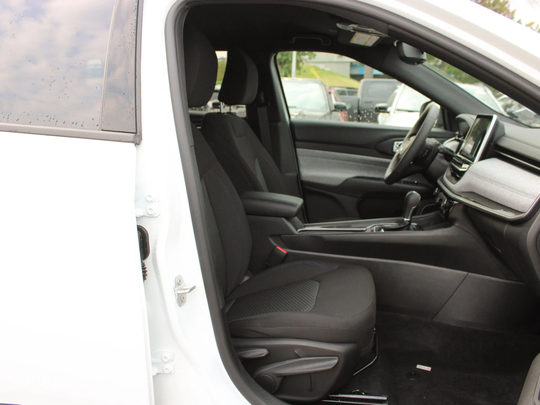 Used 2025 White Jeep Sport* 4x4 image 12