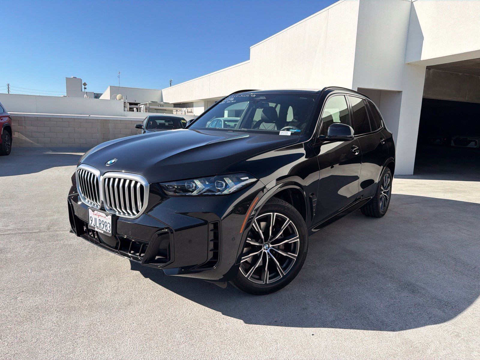 Used 2024 Black Sapphire Metallic BMW sDrive40i image 3