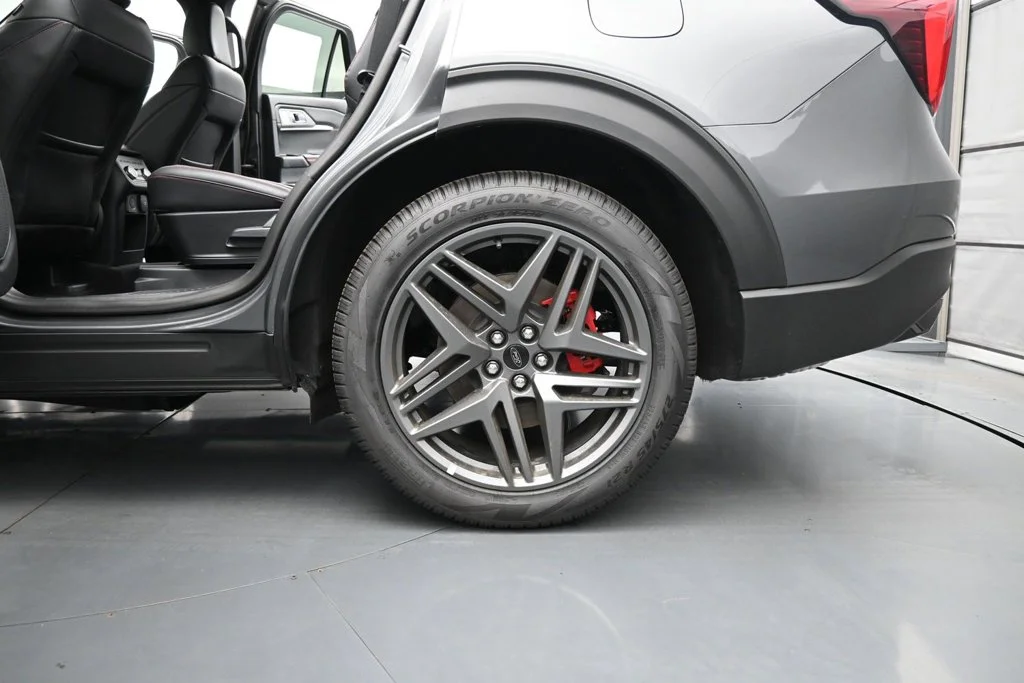 New 2026 Carbonized Gray Metallic Ford ST image 22