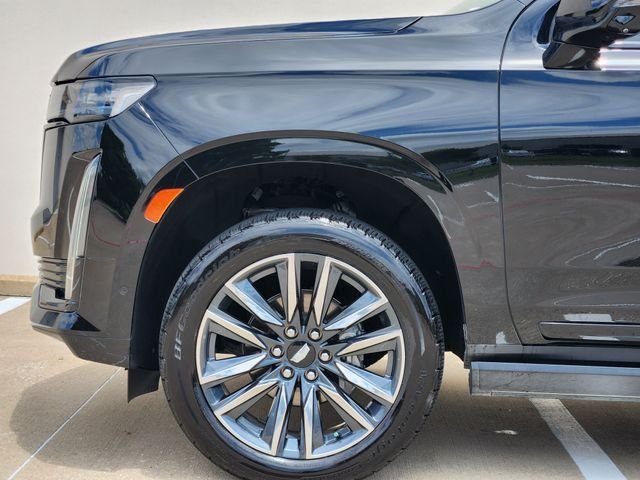 Used 2021 Black Cadillac Sport image 9