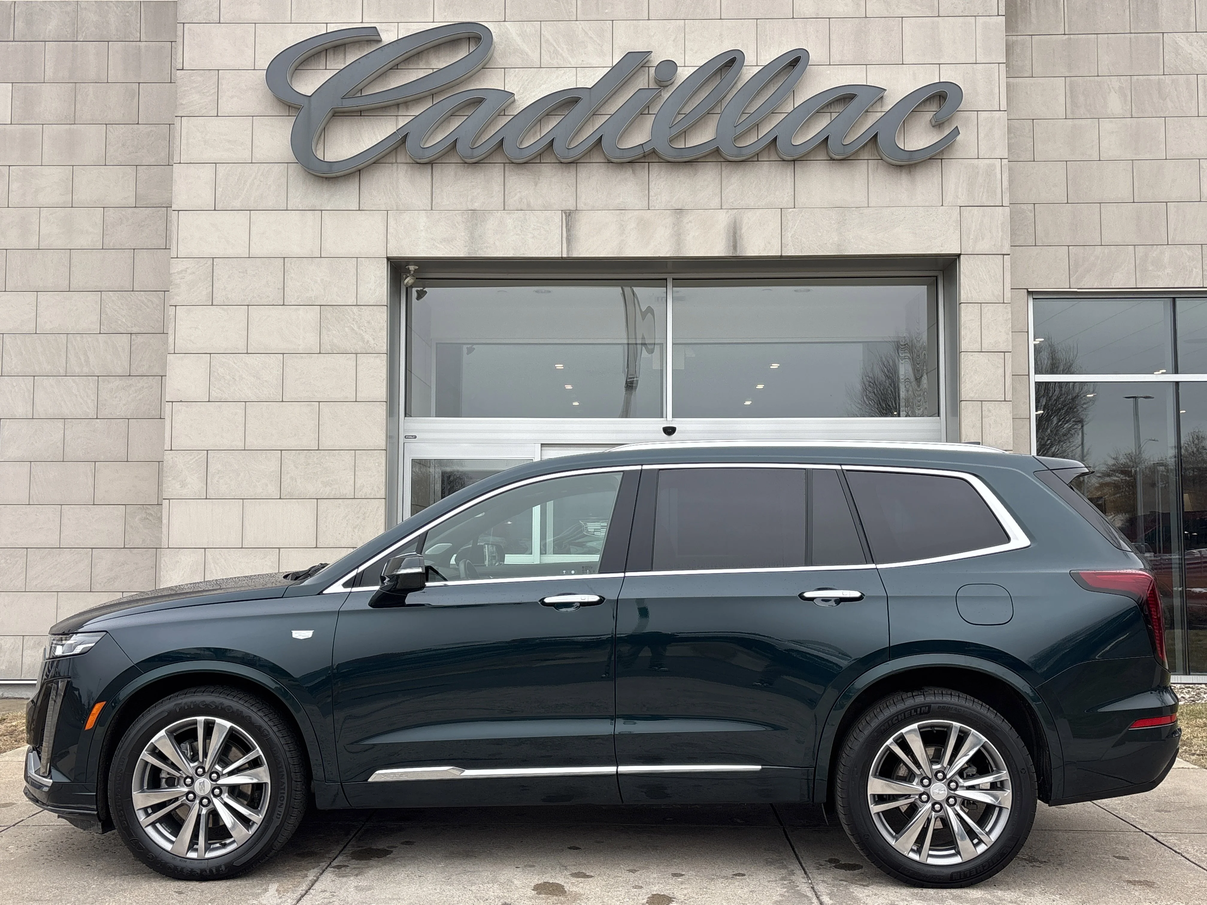Used 2025 Emerald Lake Metallic Cadillac AWD Premium Luxury image 10
