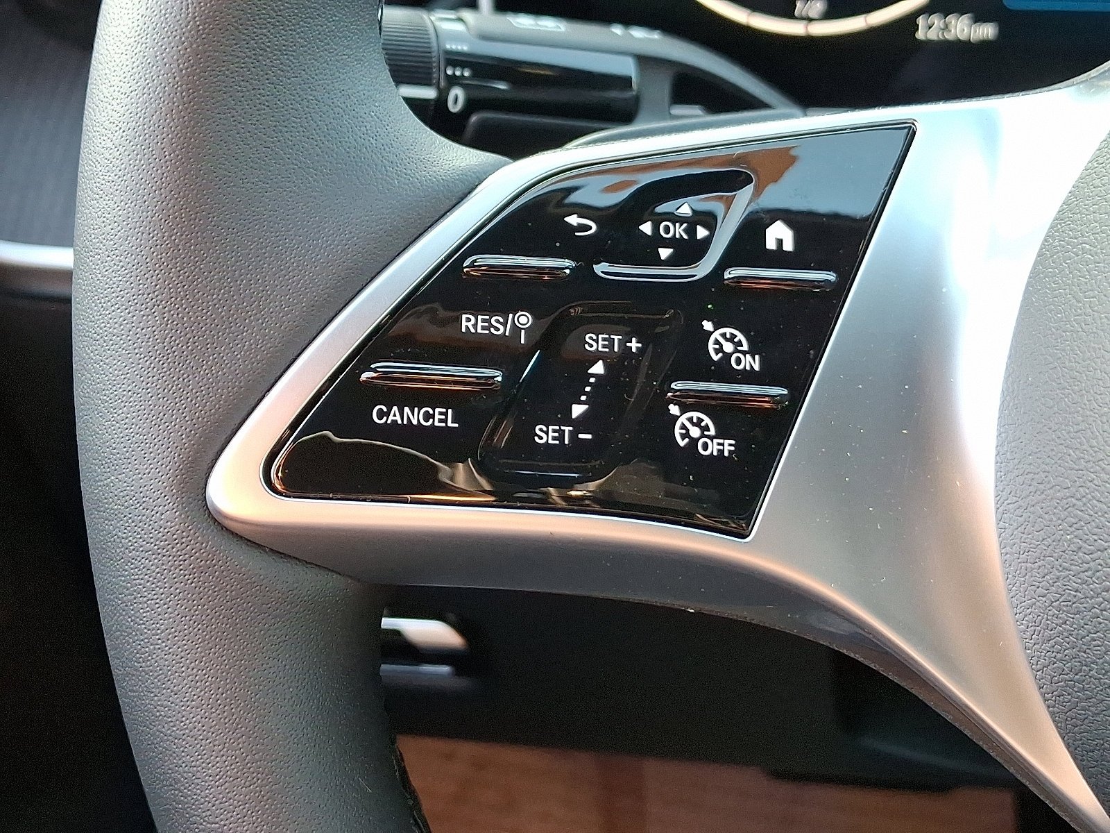 New 2026 Black Mercedes-Benz C 300 image 13