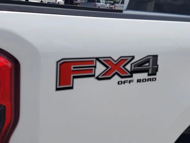 New 2026 Star White Metallic Tri-Coat Ford F-250® Platinum® image 5