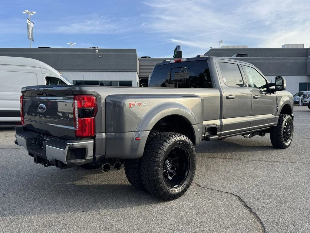 New 2026 Carbonized Gray Metallic Ford F-350® XLT image 6