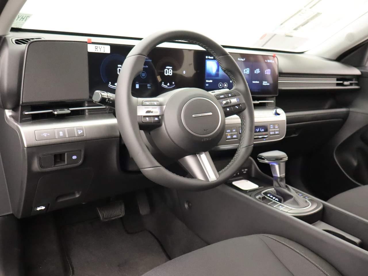 New 2027 Atlas White Hyundai SEL Sport FWD image 13