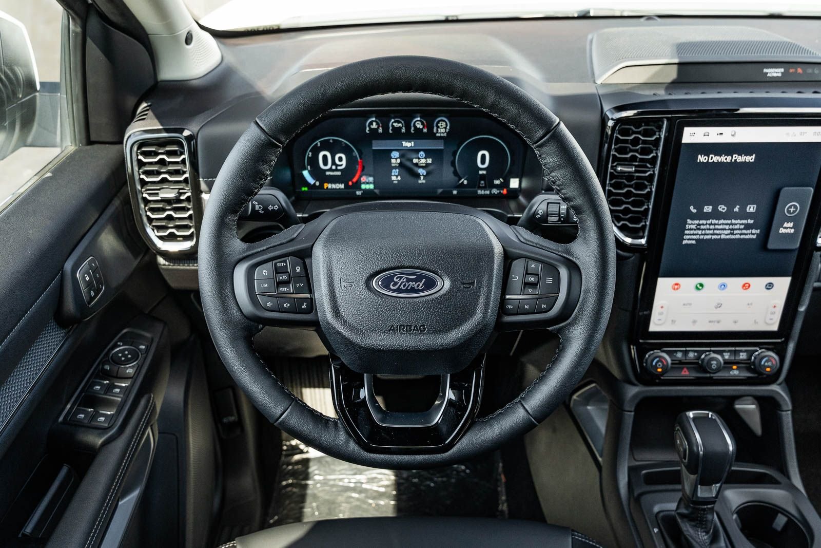 New 2026 Oxford White Ford Lariat® image 18