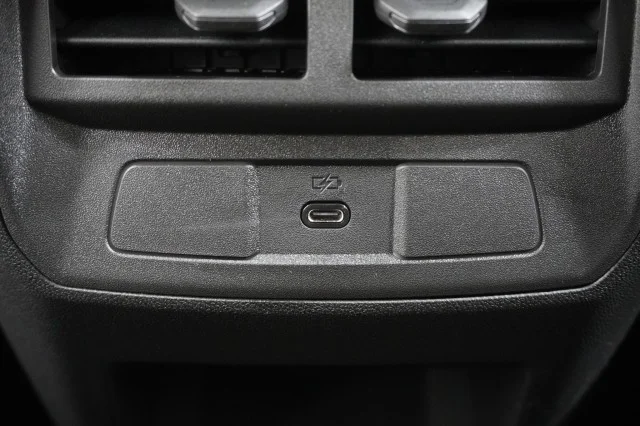 New 2026 Sterling Metallic GMC Elevation image 20