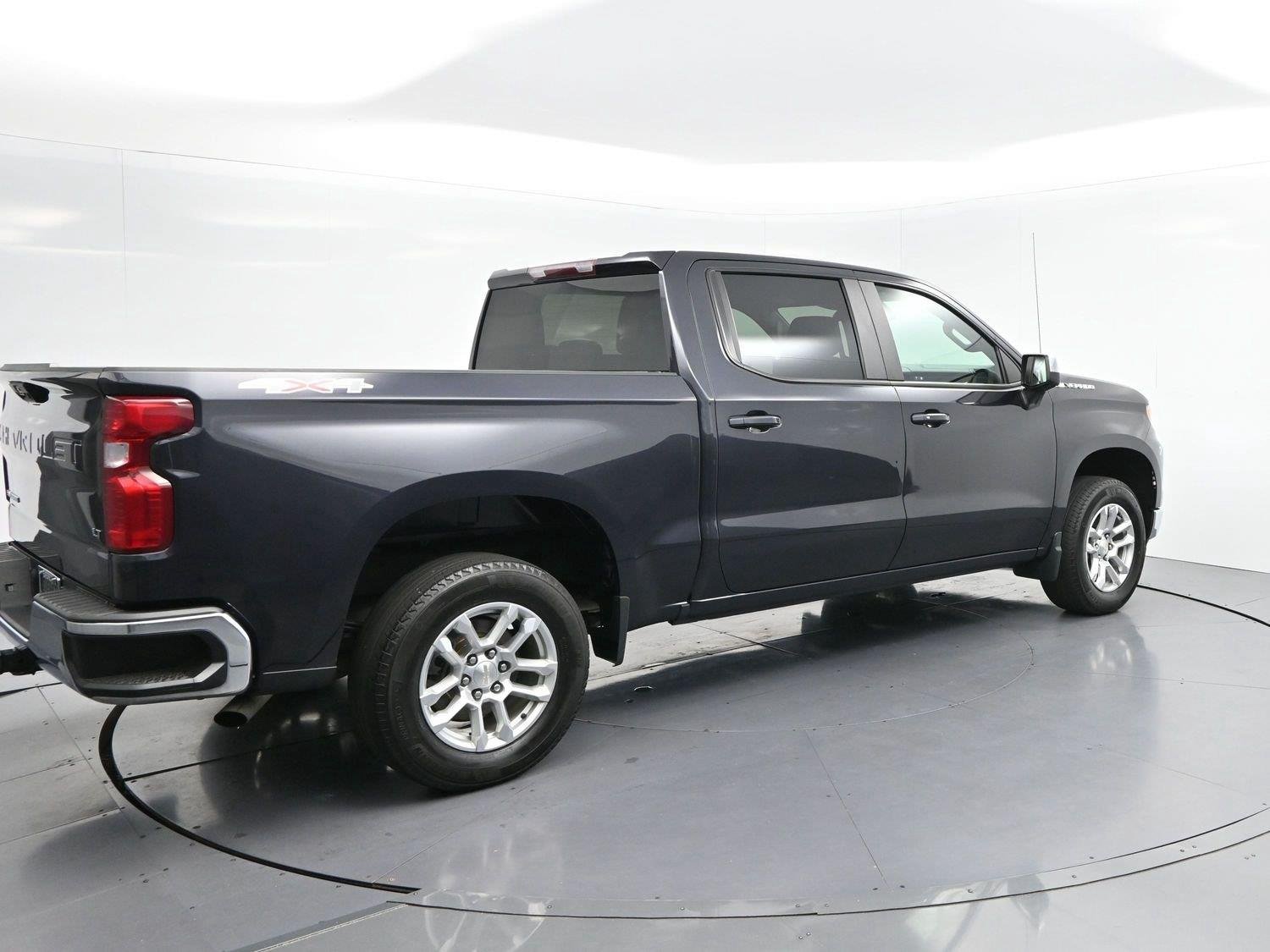 Used 2023 DARK ASH METALLIC Chevrolet LT image 7